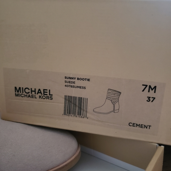 🆕MICHAEL KORS Sunny Bootie - Picture 10 of 12